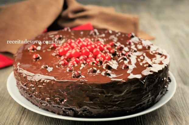 Bolo de chocolate com Ganache