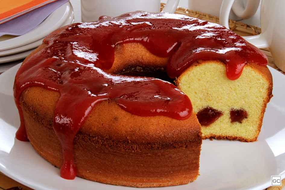 Receita de Bolo de fubá com goiabada