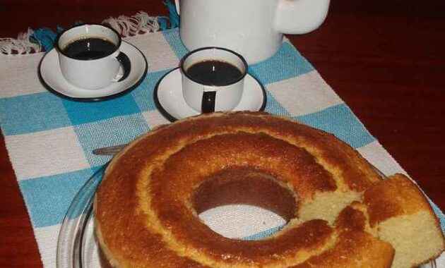 Bolo de fubá de preguiçoso