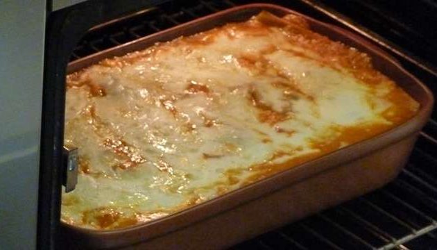 Lasanha de frango da Vó Yeda