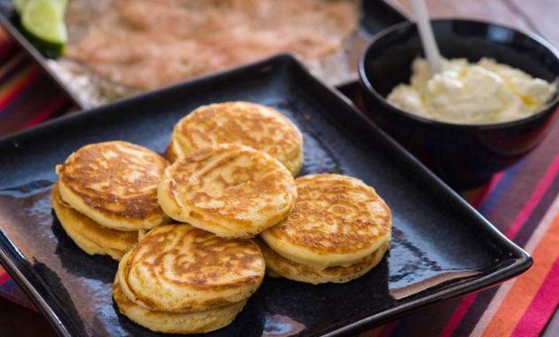 RECEITA DE BLINIS