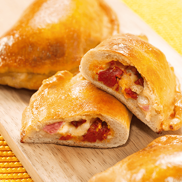 Receita de Calzone de presunto, queijo e tomate seco