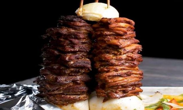 Receita de Churrasco Grego 3 Sabores