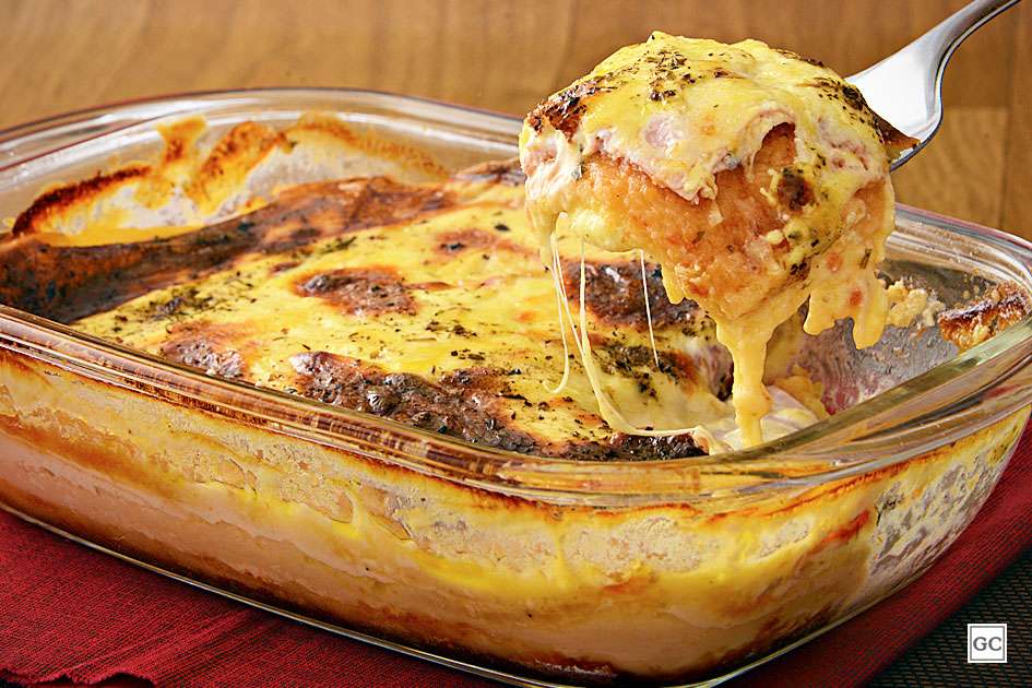 Receita de Lasanha fácil de pão de forma