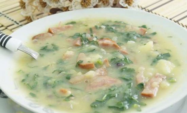 Receita de caldo verde tradicional