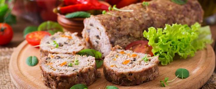 Receita de rocambole de carne moída recheado e Fácil de Fazer em Casa