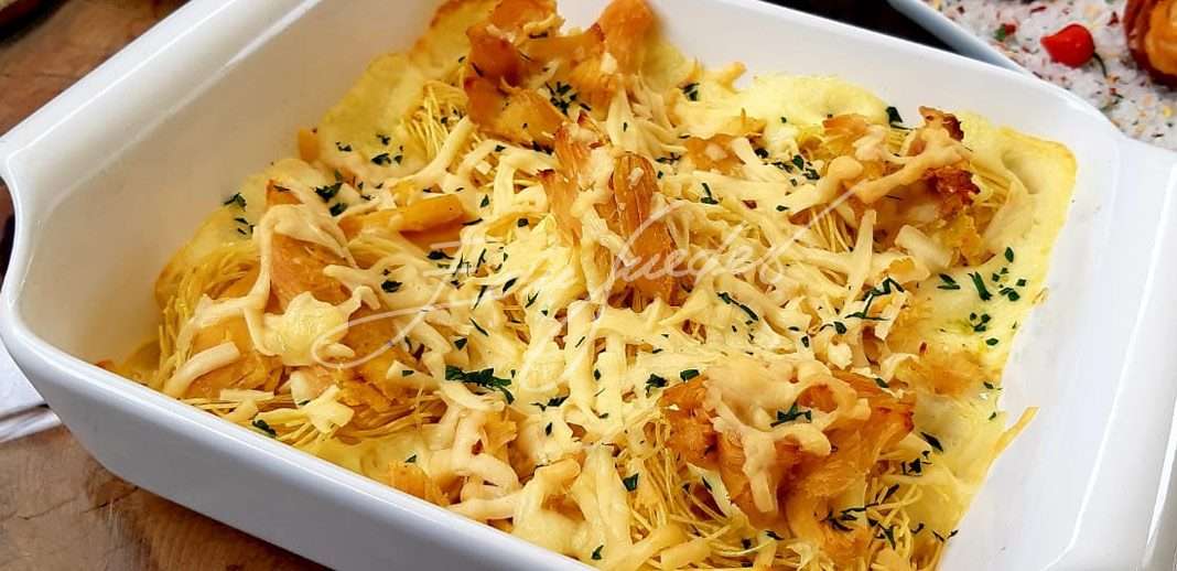 Almoço Rápido de Gratinado de frango com macarrão
