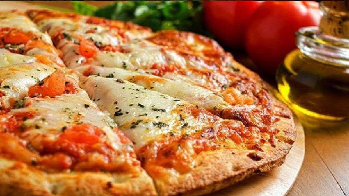 Como fazer uma pizza de bacalhau Portuguesa