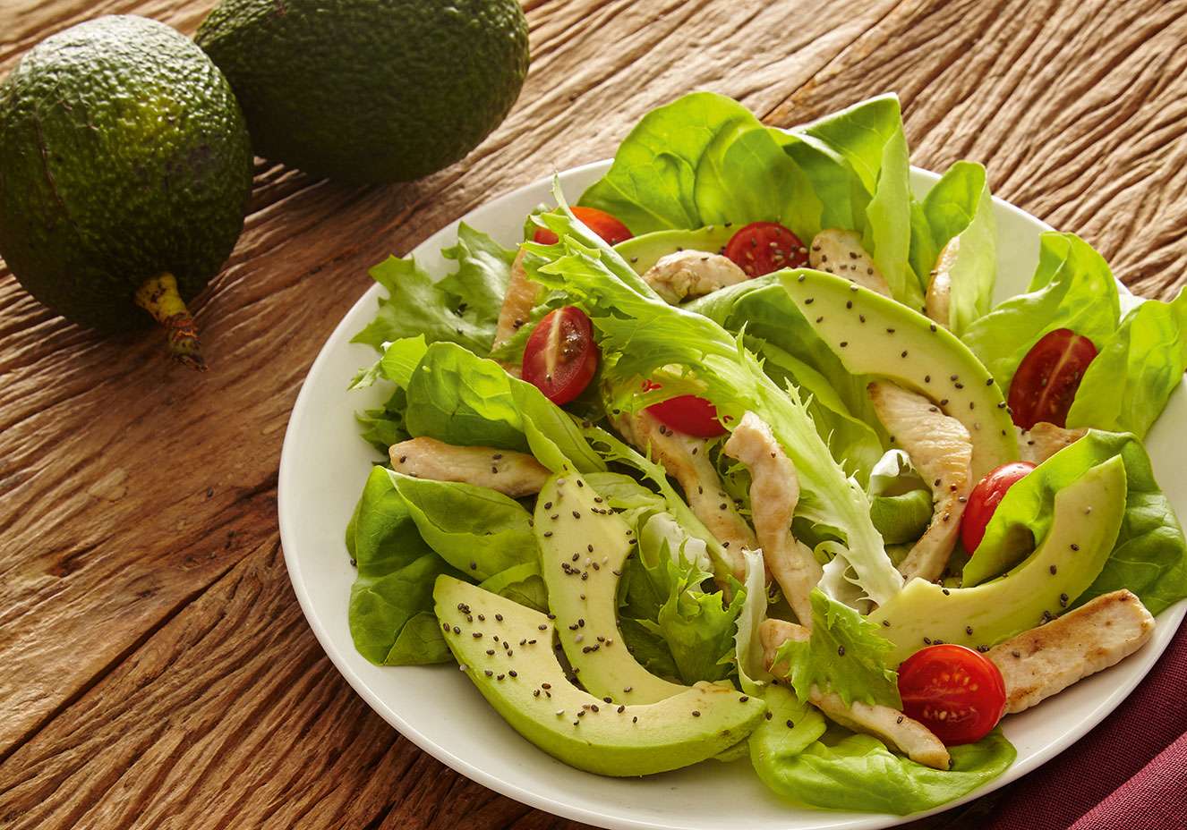 Receita de Salada de frango com abacate