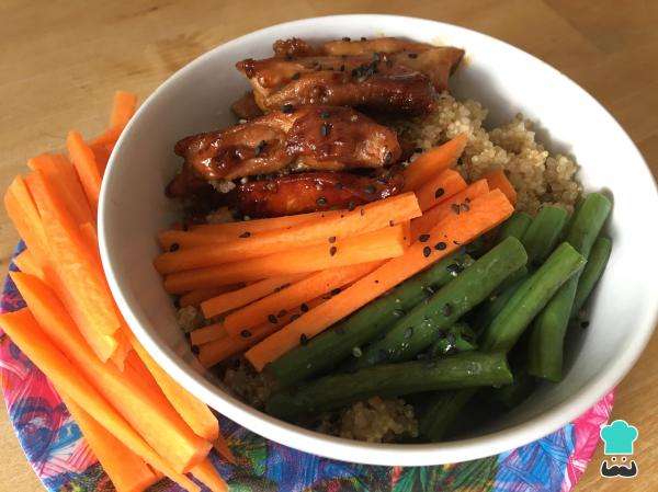 Receita de Salada de quinoa com frango