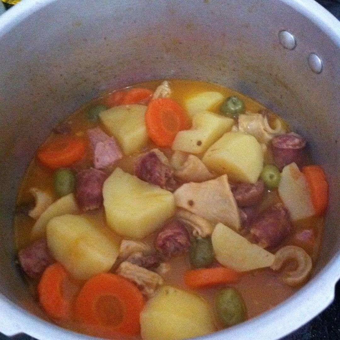 Receita de Dobradinha com Batatas na Panela de Pressão