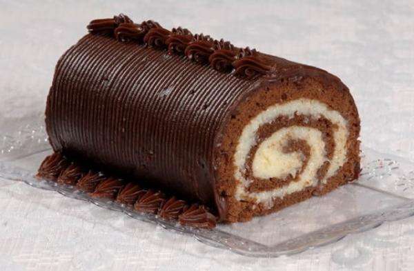 Receita de Rocambole de chocolate com coco
