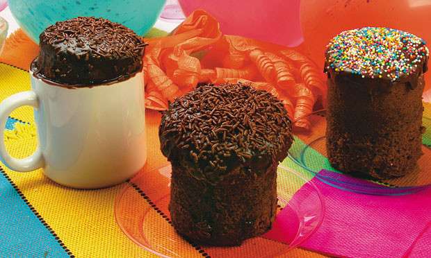 Receita de Bolo de chocolate na caneca Mais Você