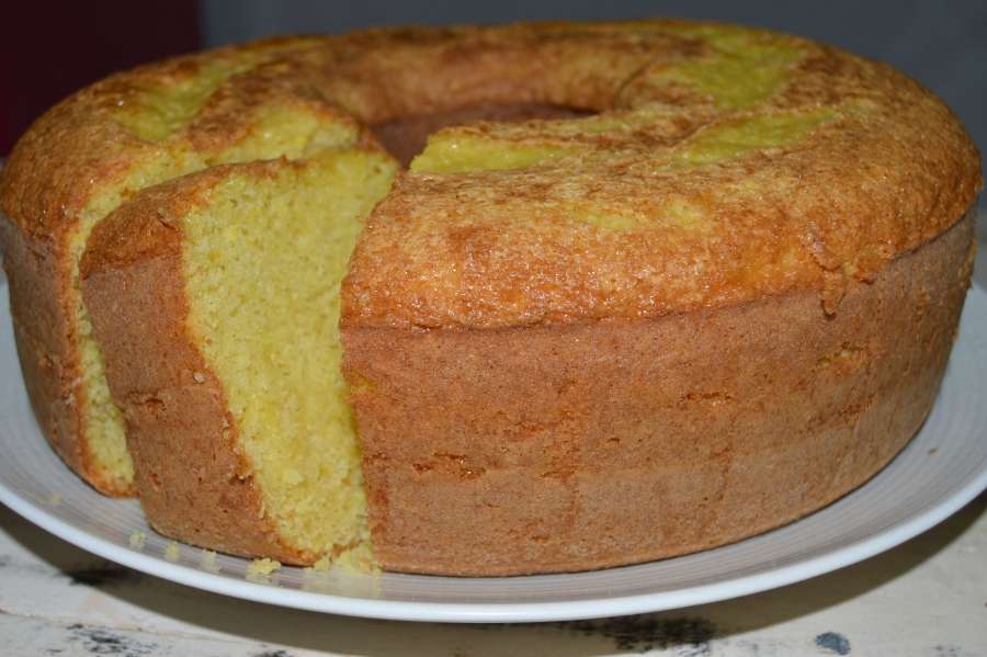 Receita de Bolo de laranja com casca Saboroso
