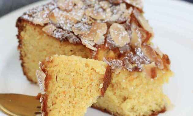 Receita de Bolo de laranja de liquidificador simples e gostoso
