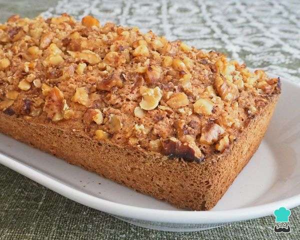 Receita de Bolo integral com aveia e nozes