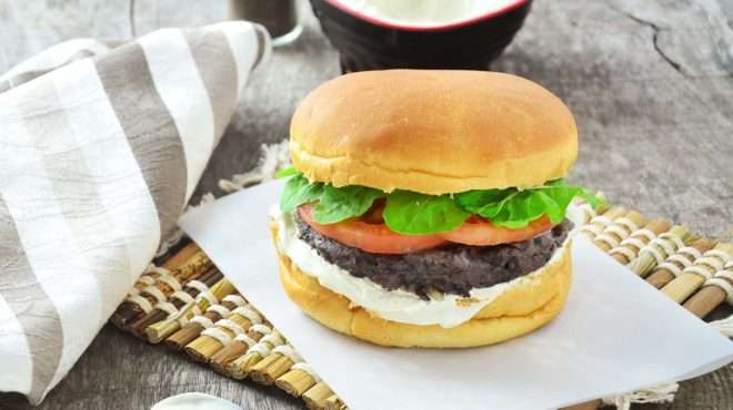 Receita de Hambúrguer de feijão Vegano