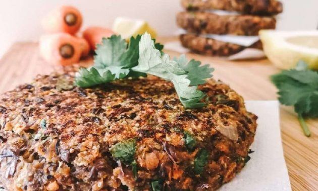 Receita de Hambúrguer Vegan de Feijão Azuki e Cenoura
