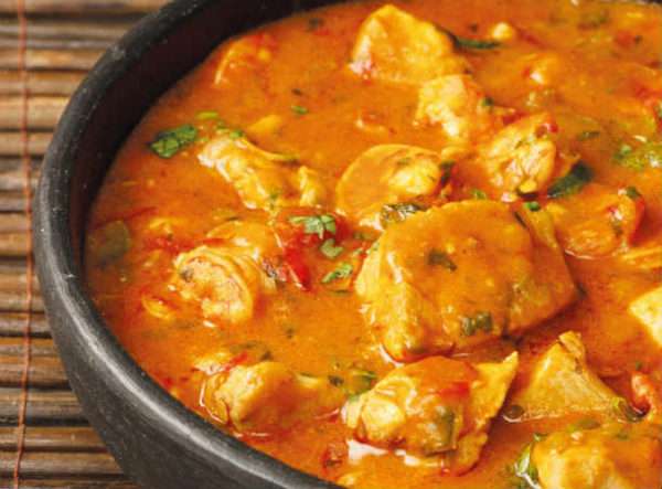 Receita de Moqueca de Frango para Almoço de Domingo