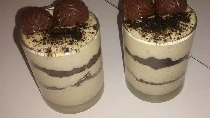 Receita de Mousse de maracujá com bolacha negresco
