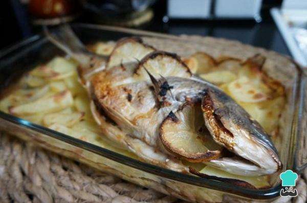 Receita de Peixe assado com batatas Simples