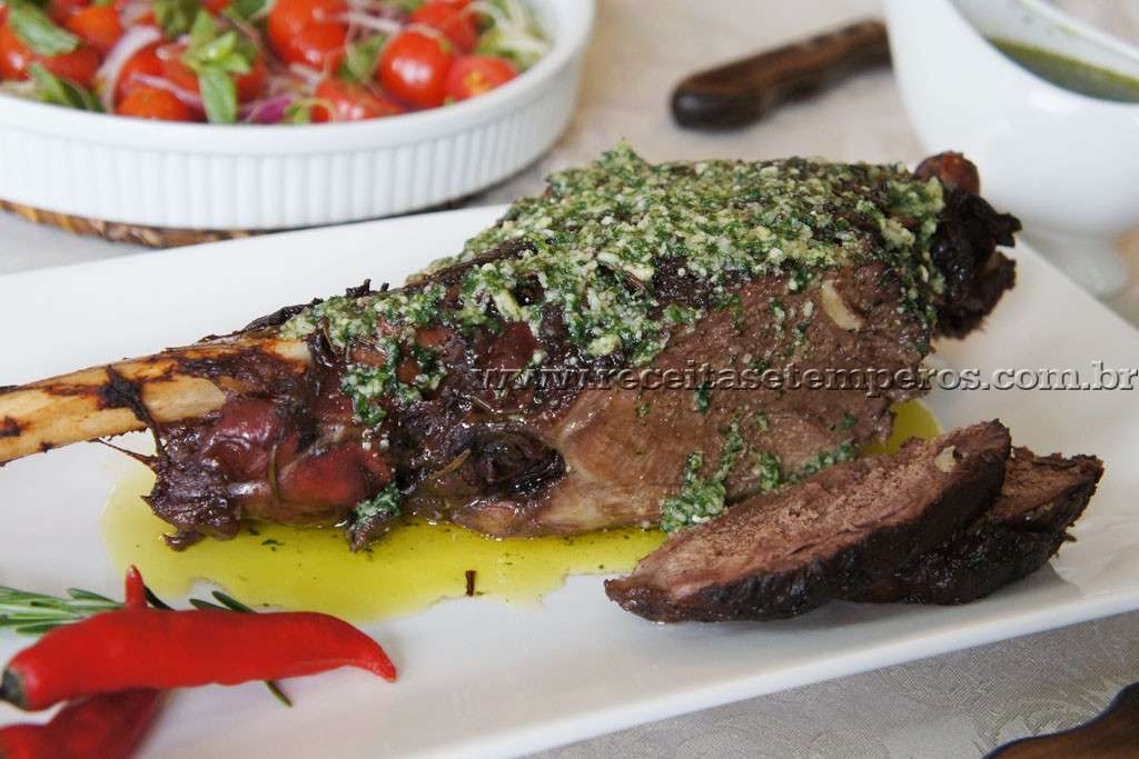 Receita de Pernil de Cordeiro ao molho de hortelã