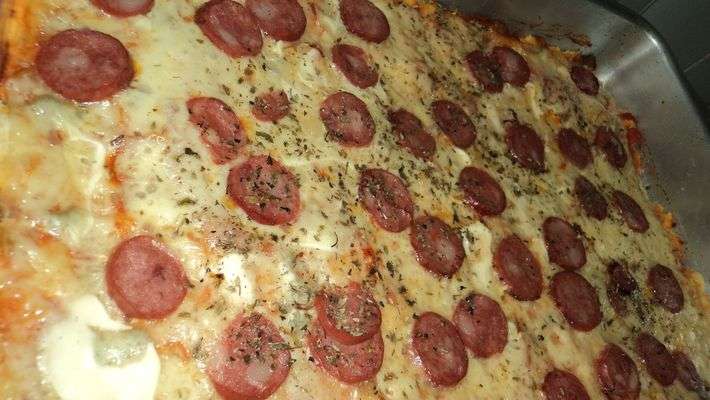 Receita de Pizza de calabresa Fácil