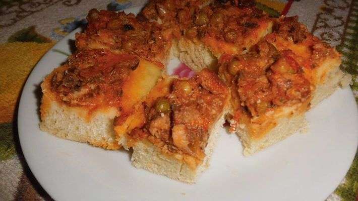 Receita de Pizza de massa de pão de sardinha
