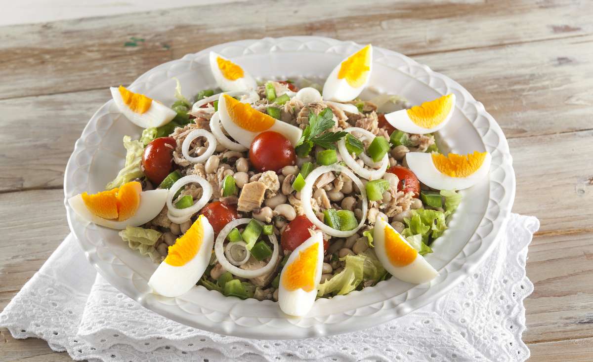 Receita de Salada de atum com feijão-frade