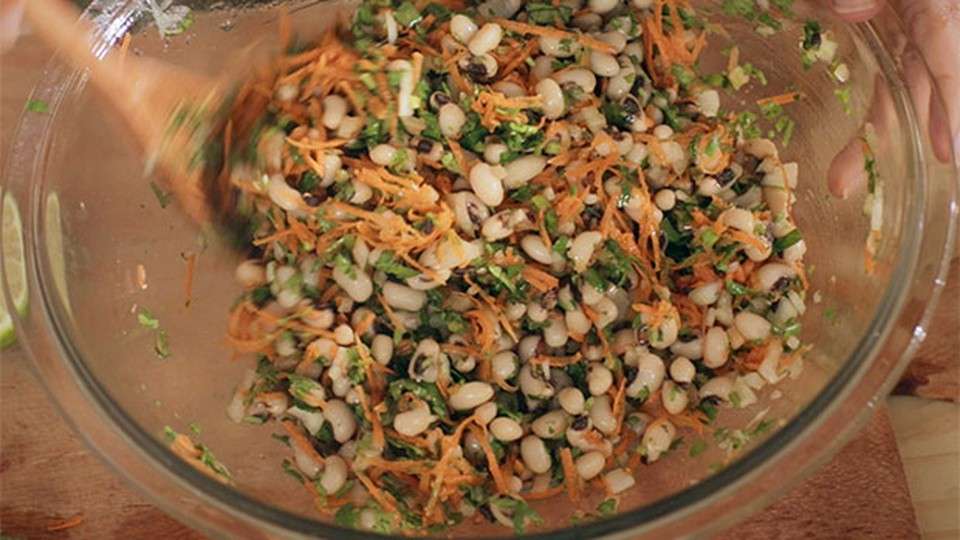 Receita de Salada de feijão fradinho Ana Maria Braga