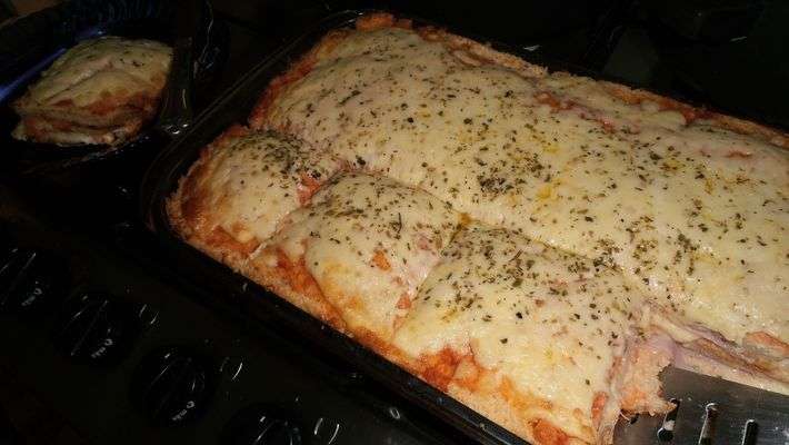 Receita de Torta de pão de forma com presunto, queijo e bacon
