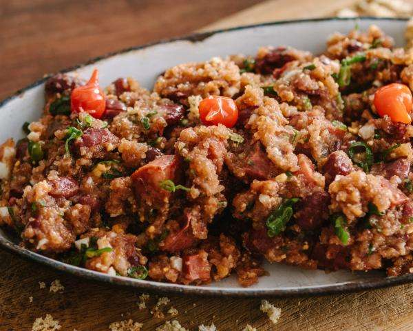 Receita de Tutu com linguiça Fácil