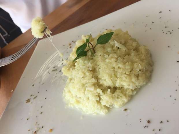 Receita de arroz de couve-flor cremoso