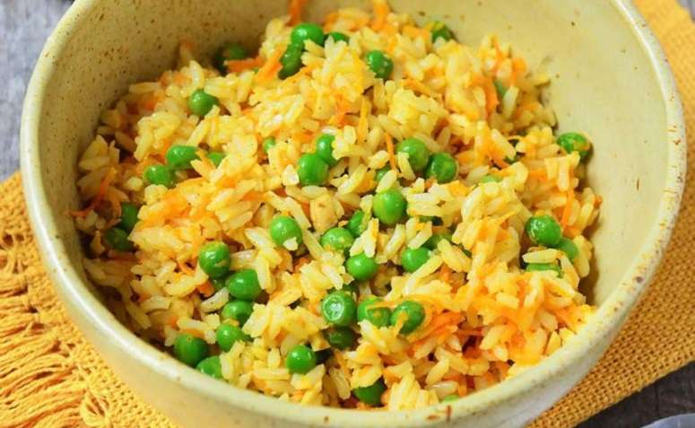 Receita de Arroz Temperado Fácil