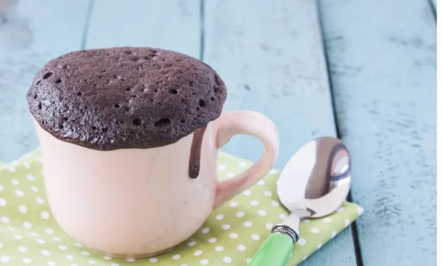 Receita de Bolo de Caneca Microondas fácil e rápido