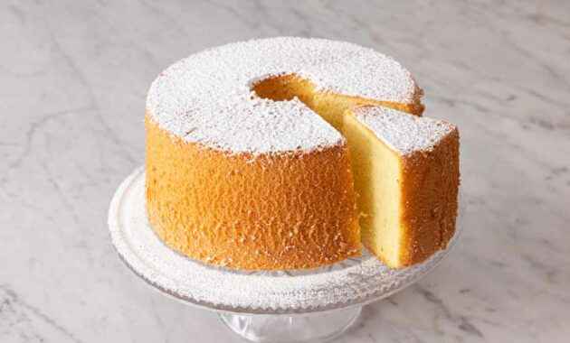 Receita de Bolo de iogurte simples e fácil