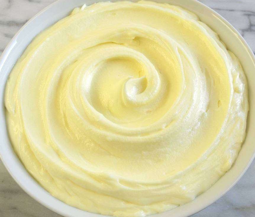 Receita de Cobertura de Leite Ninho para Qualquer Bolo