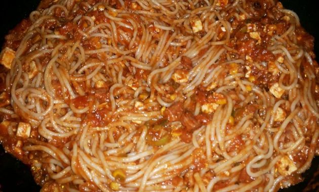 Receita de Macarrão com bacon e calabresa