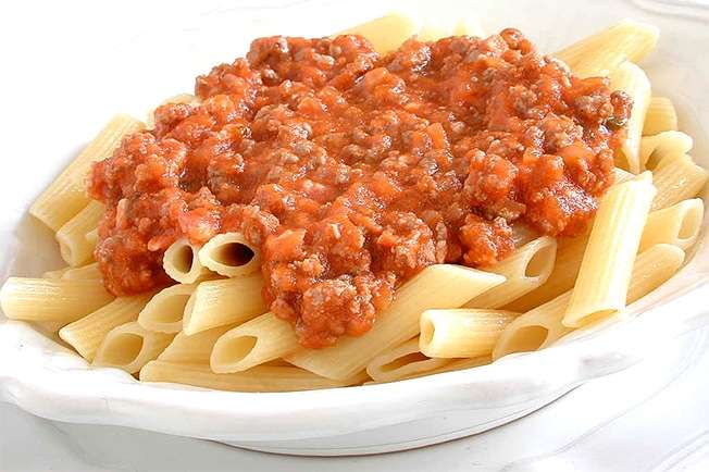 Receita de Penne à bolonhesa