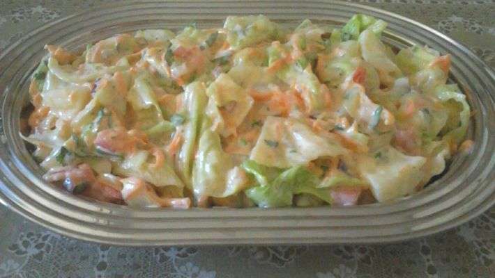 Receita de Salada de repolho com abacaxi