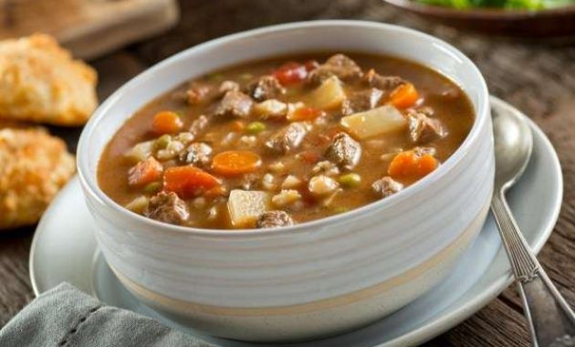 Receita de Sopa de carne com legumes especial