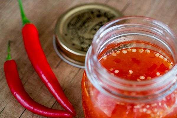 Receita de molho de pimenta vermelha da Vovô