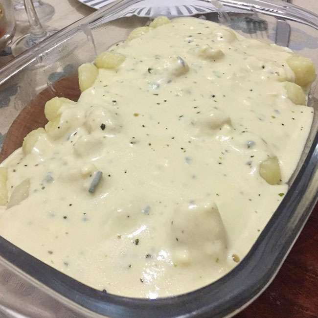 Receita de Como fazer molho de queijo e cebola