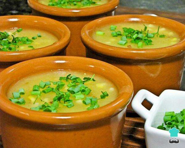 Receita de Caldo de mandioca com carne para 50 Pessoas