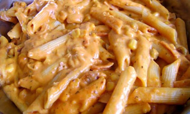Receita de Macarrão com calabresa na panela de pressão