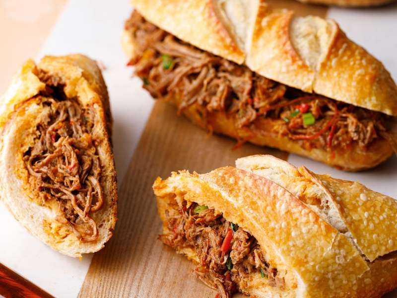 Receita de sanduíche de carne louca
