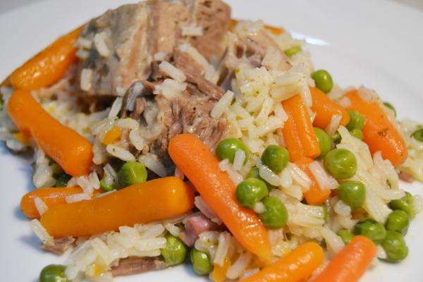 Receita de Arroz com legumes e carne Fácil