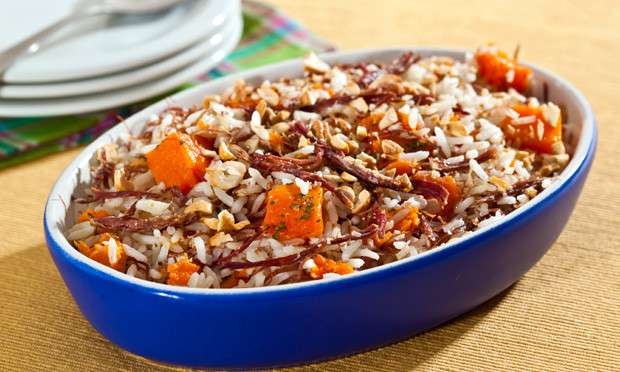 Receita de Arroz prático com carne-seca