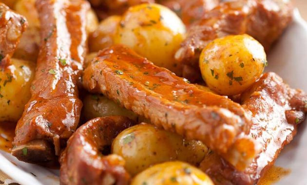 Receita de Costelinha de porco com batatas