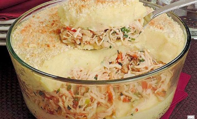 Receita de Escondidinho light de batata-doce e frango